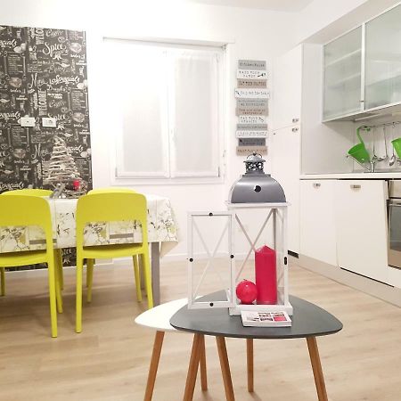 Le Stanze Del Trenino Rosso Apartment Tirano Bagian luar foto